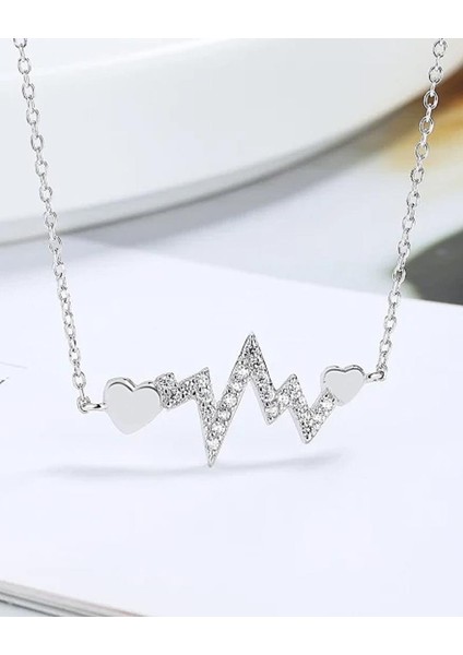 Diamond Seri Işıltılı Heartbeat Kadın Gümüş Kolye modelleri