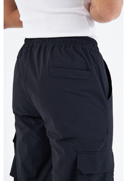 Mesfeno Erkek Pantalon, Likralı Esnek Paraşüt Kumaş, Kargo Cep Detaylı, Regular Kesim, Paçası ve Beli Lastikli Ayarlanabilir Ip Lastikli