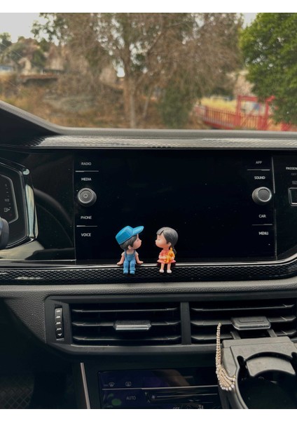 Sevimli Oturan Çift Araç Torpido Aksesuar Dekor