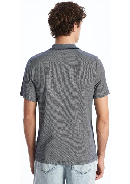 Lcwaıkıkı Classic Polo Yaka Kısa Kollu Desenli Erkek Tişört indirimleri