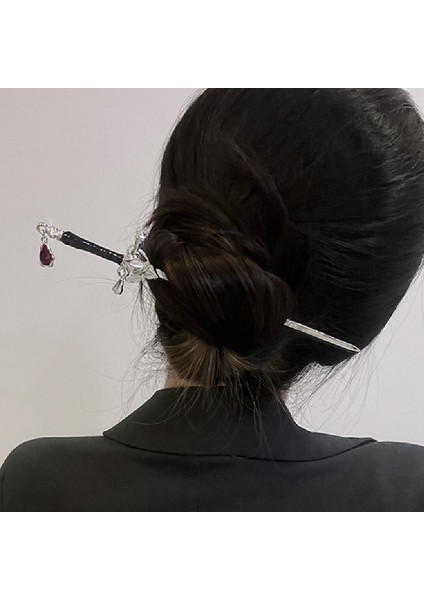 C 2023 Yeni Çin Punk Yakut Kolye Kılıç Saç Tokası Moda Basit Modern Headdress Arkası Pan Saç Süsü (Yurt Dışından) fırsatları