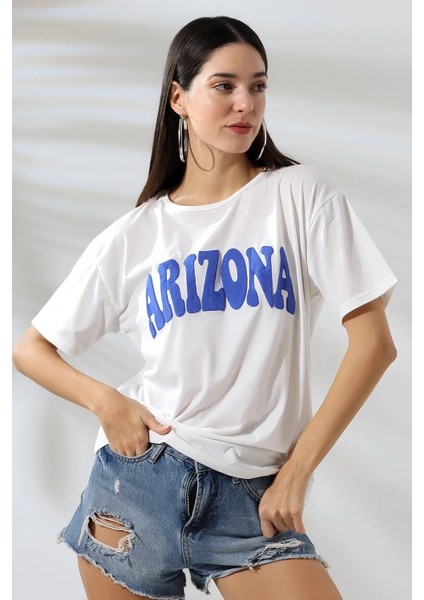Kadın Beyaz Mavi Arizona Baskılı Bisiklet Yaka T-Shirt Hzl24S-Dsb120261