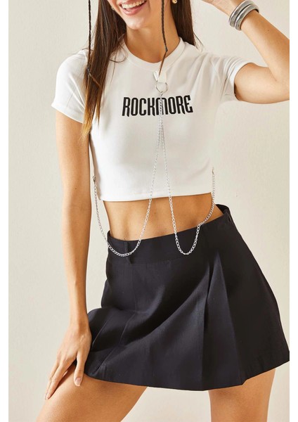 Kadın Beyaz Rockmore Baskılı Zincir Aksesuarlı Crop T-Şihrt Hzl24S-Dsb120281