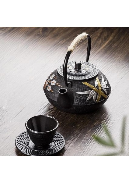 600 ml Japon Çay Demlik Zarif Erik ve Bambu Boyalı Serisi Döküm Demir Su Isıtıcısı Kaynar Su Süzgeci Su Isıtıcısı Çaydanlık ile Set | Çaydanlıklar (Yurt Dışından)