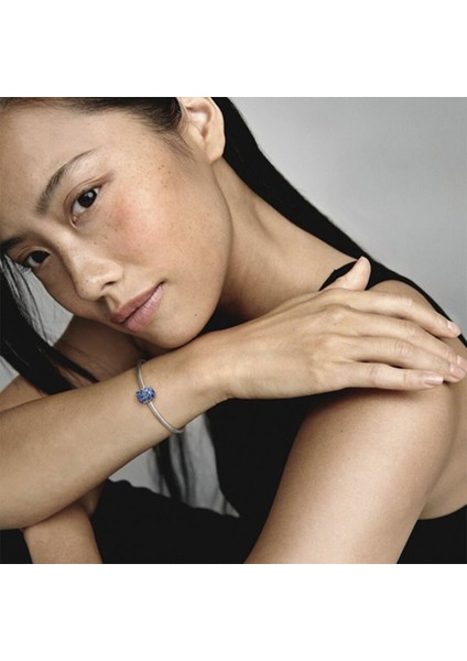 Pave Baget Taşlı Gümüş Charm NUR-BL12403 fırsatları