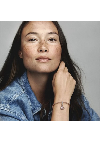 İç İçe Kalpler Sallantılı Gümüş Charm NUR-BL00273 fırsatları