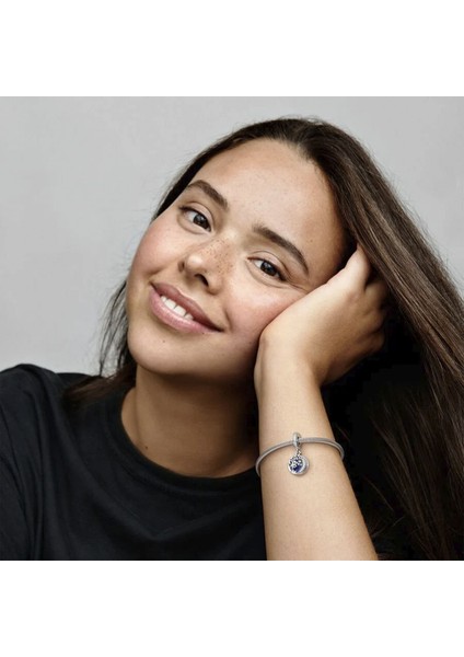 Mavi Gece Gökyüzü, Hilal ve Yıldızlar Sallantılı Gümüş Charm NUR-BL00241 fırsatları