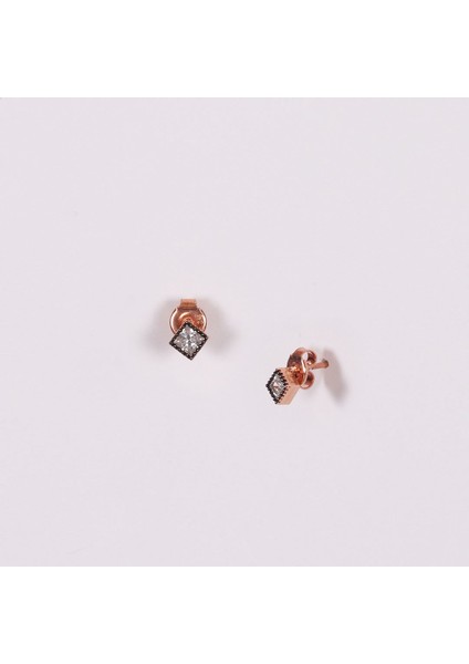 Minik Kare Gümüş Küpe NUR-KP01468