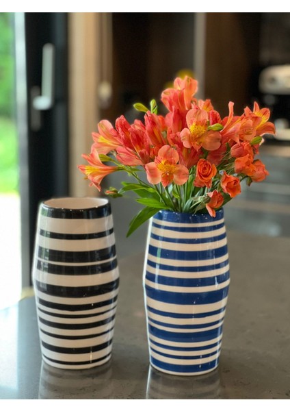 Lacivert Line Art Vazo