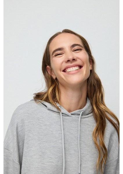 Yumuşak Dokulu Soft Touch Kapüşonlu Crop Sweatshirt