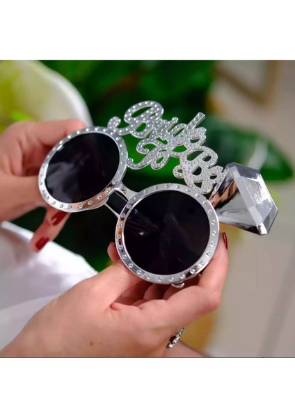 1 Adet Gümüş Renkli Bride To Be Gelin Gözlüğü + 6 Adet Renkli Bride Team Nedime Gözlükleri 15X10 cm indirimleri