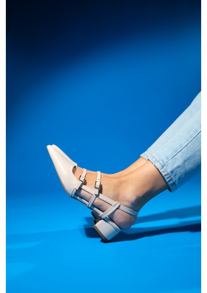 Cenova Bej Cilt Kadın Topuklu Sandalet fırsatları