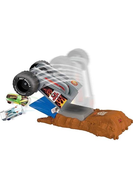 Monster Trucks Arenada Mücadeleye Başlangıç Setleri̇ HNB88