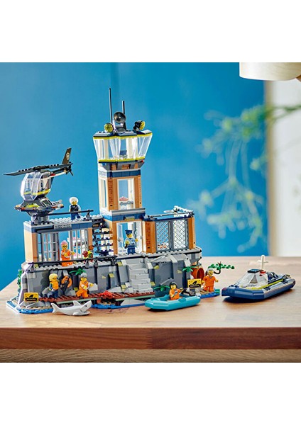 City Polis Hapishane Adası 60419 fırsatları