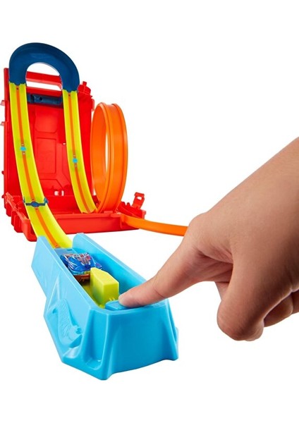 Track Builder Benzin Bidonu Akrobasi Seti HDX78 fırsatları