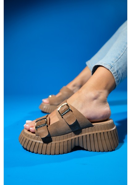 Joanes Toprak Süet Hakiki Deri Çift Bantlı Kadın Dolgu Taban Terlik