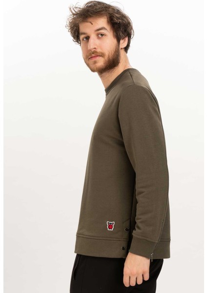 Erkek Bisiklet Yaka Fermuar Detaylı Sweatshirt fiyatları