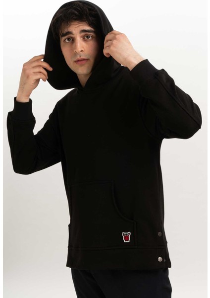 Çıt Çıt Detaylı Kapüşonlu Erkek Sweatshirt