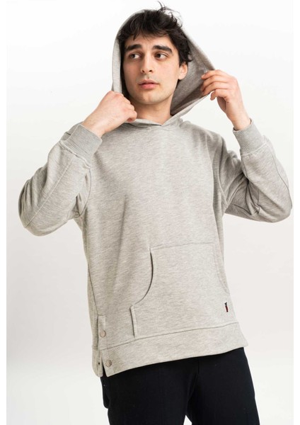 Çıt Çıt Detaylı Kapüşonlu Erkek Sweatshirt