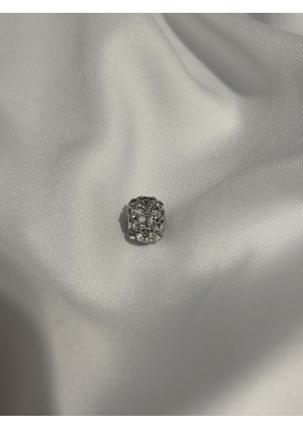 Paslanmaz Çelik Oval Çiçek Zirkon Taşlı Bileklik Charm