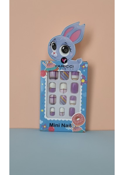 12 Li Yapışkan Stickerlı Çocuk Takma Tırnak Oyuncak Seti - 5 - 14 Yaş Arası - Model 15