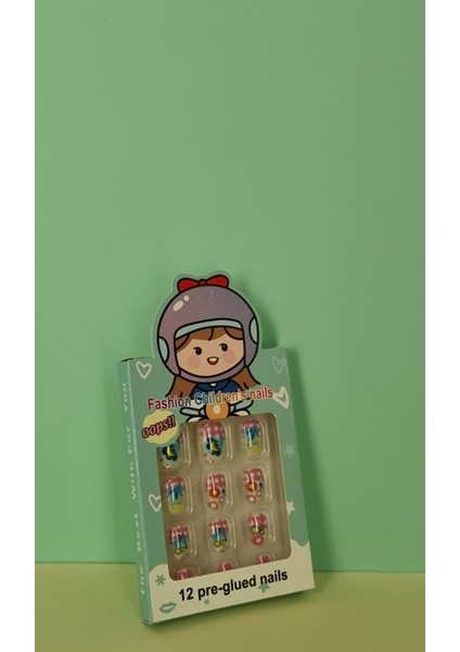 12 Li Yapışkan Stickerlı Renkli Baskılı Çocuk Takma Tırnak Oyuncak Seti - 5- 14 Yaş Arası - Model 28