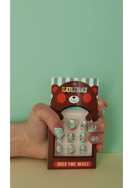 12 Li Yapışkan Stickerlı Renkli Baskılı Çocuk Takma Tırnak Oyuncak Seti - 5- 14 Yaş Arası - Model 16
