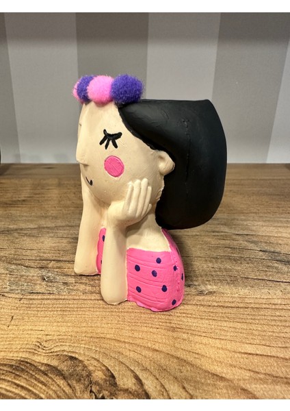 Iki Cadı Tasarım, Düşünen Kız Mini Saksı, Mumluk, Dekoratif Obje fiyatları