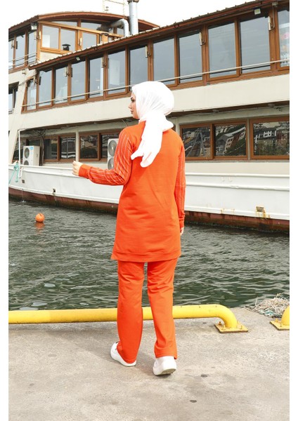 Çizgili Taş Desenli O Yaka Ikili Tesettür Eşofman Takımı - 71187.036 - Oranj