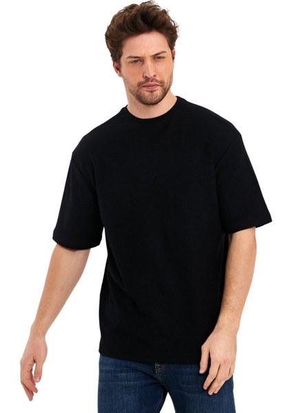 Jakarlı Kumaş Bisiklet Yaka Kısa Kol Oversize Erkek T-Shirt fiyatları