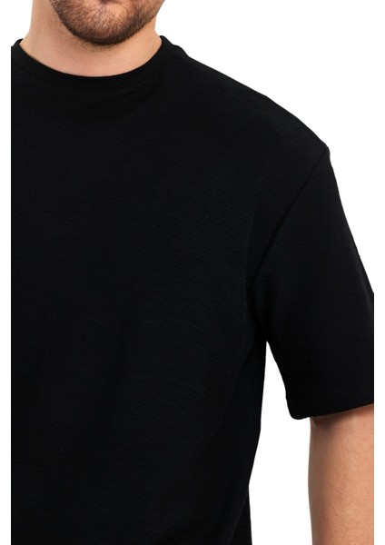 Jakarlı Kumaş Bisiklet Yaka Kısa Kol Oversize Erkek T-Shirt fırsatları
