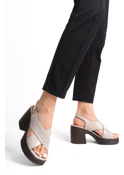 Deri Silver 10 cm Platform Çapraz Kadın Sandalet TMD20241002 fırsatları