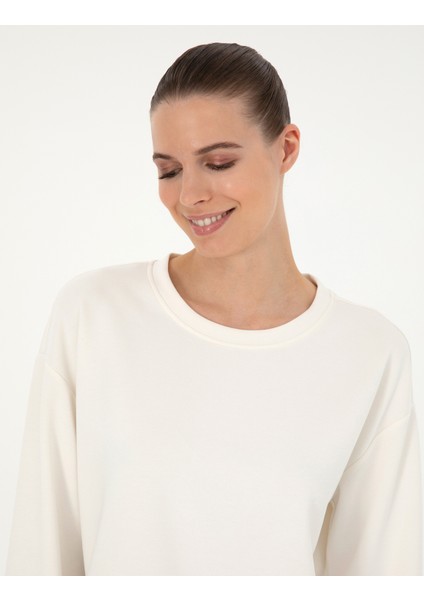 Kadın Ekru Comfort Fit Sweatshirt 50283335-VR019