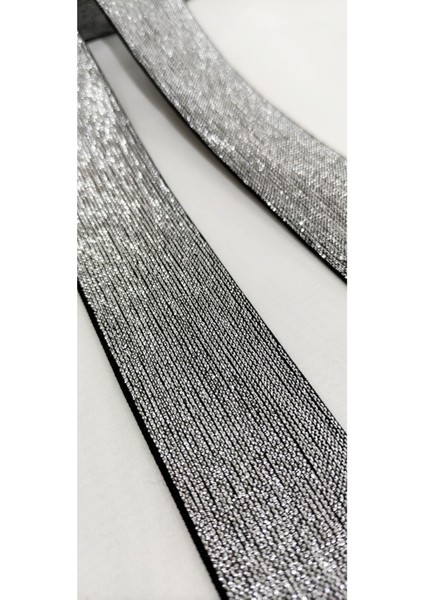 4cm Genişlikte Düz Gümüş Simli Lastik Şerit / 1 Metre