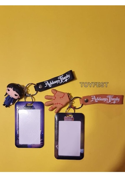 Adams Family - Wednesday&dikişli El Figürlü 3D Silikonlu Anahtarlık ve Kartlık - 2 Adet fırsatları