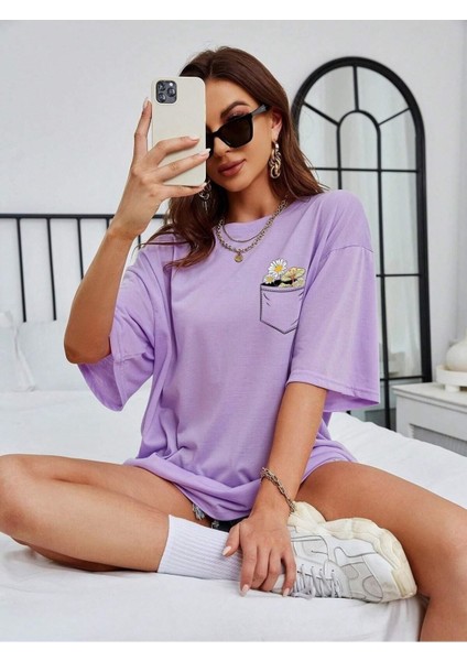 Kadın Cep Çiçek Baskılı Bisiklet Yaka Salaş Oversize Boyfriend Kırmızı, Saks, Lila T-Shirt