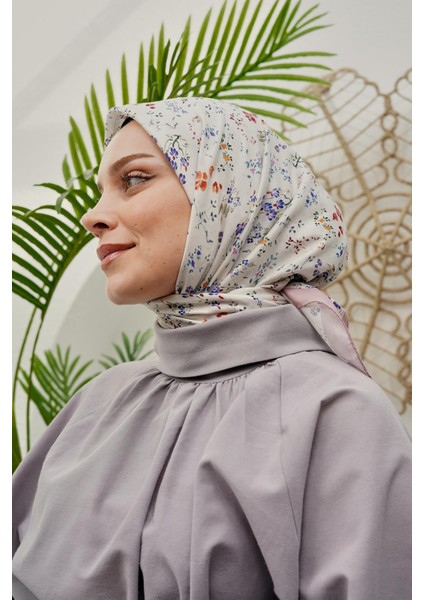Çiçek Desen Açık Pembe Soft Pamuk Eşarp