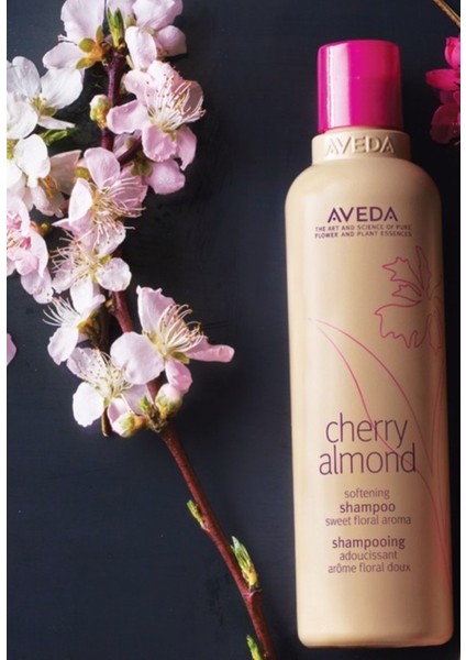 Cherry Almond Softening Nemlendirici Kuru Saçlara Özel Şampuan 250 ml