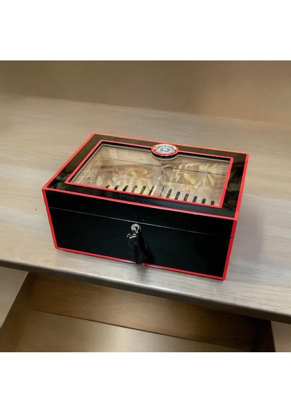 Myon Paris Velvet Humidor Puro Kutusu Mat Siyah 50's fiyatları