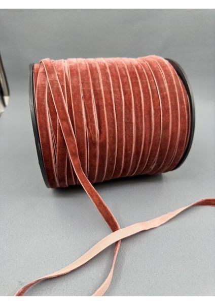 1 cm Düz Kadife-5 Metre