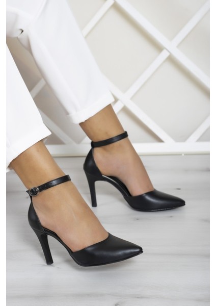 Sindy Siyah Vegan Stiletto