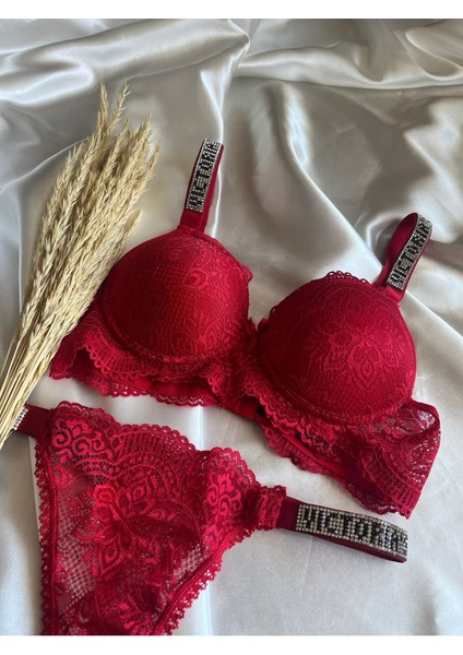 Dantelli Lastiği Taşlı Balenli Destekli Dolgulu Push Up Kırmızı Sütyen ve String Iç Çamaşırı Takımı