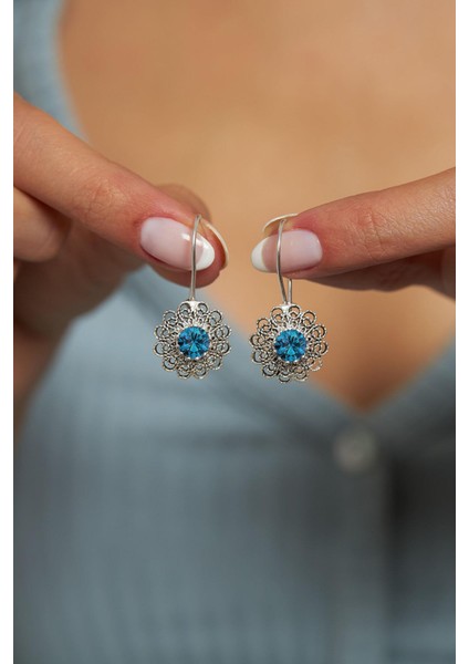 Mart Akuamarin Doğum Taşı Çiçek Motifli Telkari Gümüş Küpe