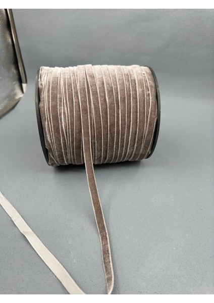 1 cm Düz Kadife-5 Metre