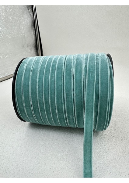 1 cm Düz Kadife-5 Metre
