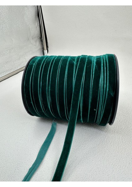 1 cm Düz Kadife-5 Metre