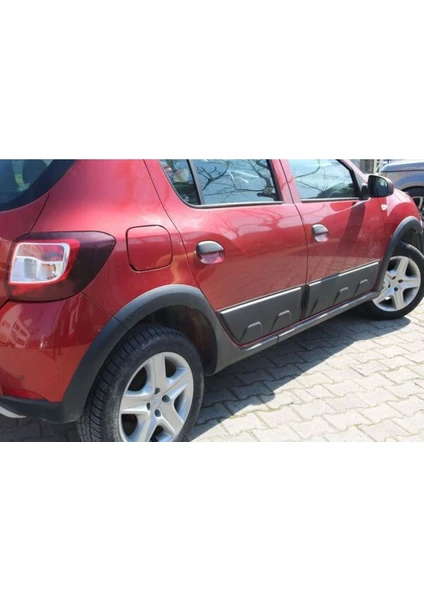 Dacia Sandero Stepway 2012+ Kapı Dodik 4 Prç.