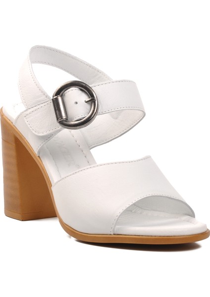9750 Beyaz Deri Kadın Topuklu Sandalet modelleri