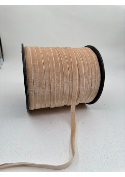 1 cm Düz Kadife-5 Metre