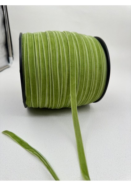 1 cm Düz Kadife-5 Metre